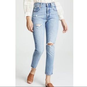NWT Levi’s 501 Skinny Jeans
